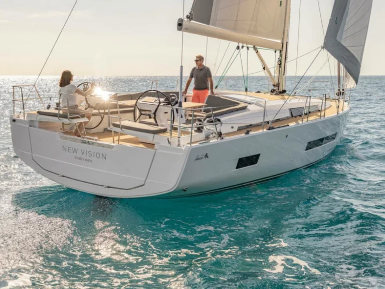 Yacht charter Lavrio billig Hanse 460