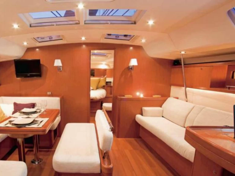 Segelbåt  för uthyrning Palairos till det bästa priset 