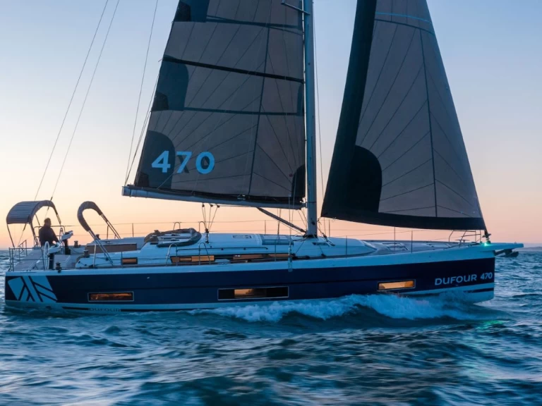 Dufour Dufour 470 charter bareboat eller skeppad i Lavrio