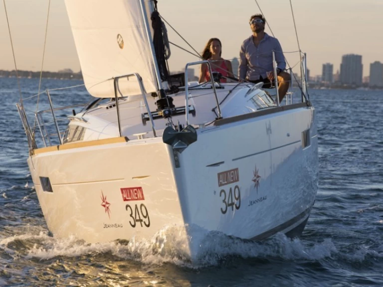 Uthyrning Segelbåt  i Gouvia - Jeanneau Sun Odyssey 349