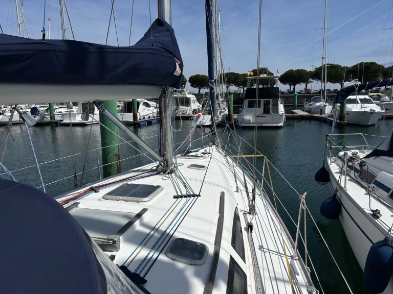 Båtuthyrning Jeanneau Sun Odyssey 40 i Hondarribia på Samboat 