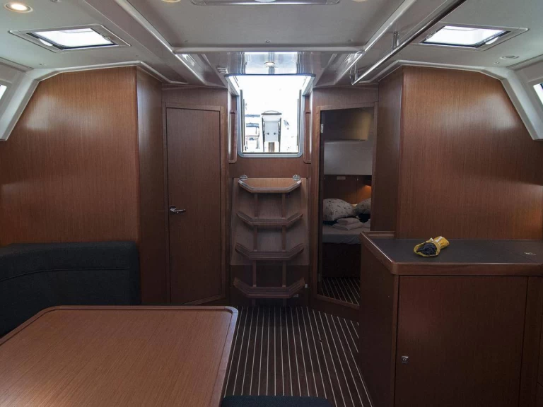 Yacht charter Split  billig Cruiser 46