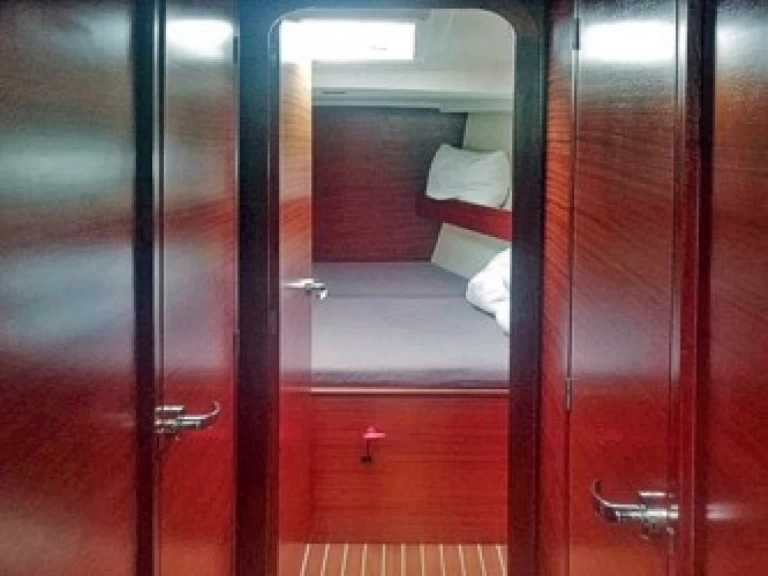 Segelbåt  för uthyrning Rostock till det bästa priset 