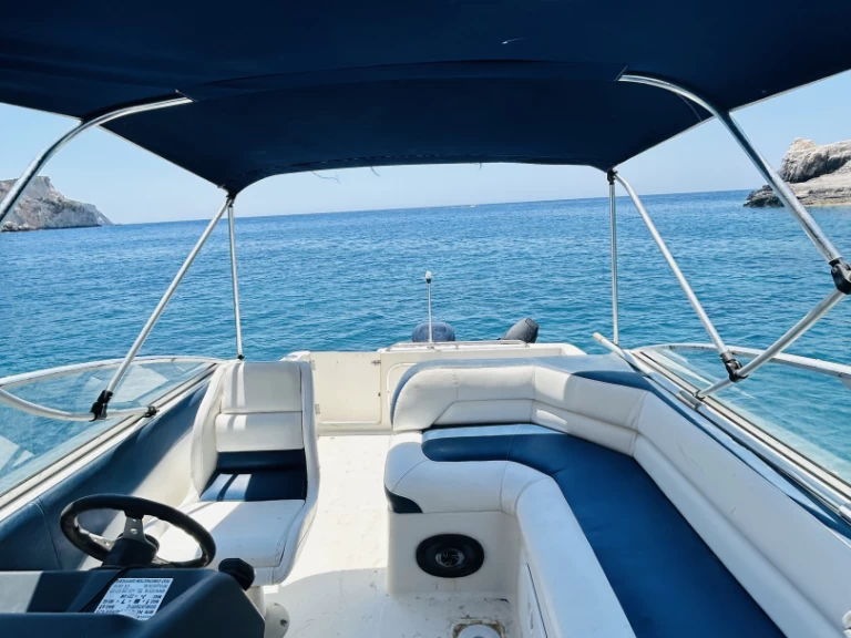 Båtuthyrning Bayliner Bayliner 2355 Ciera i Zakynthos  på Samboat 