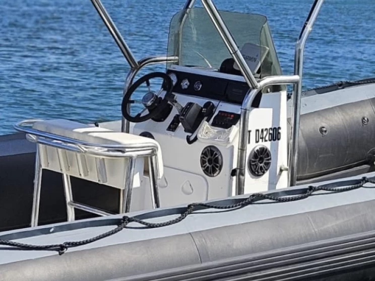 Hyr en Sillinger Silverline 650 Carantec 