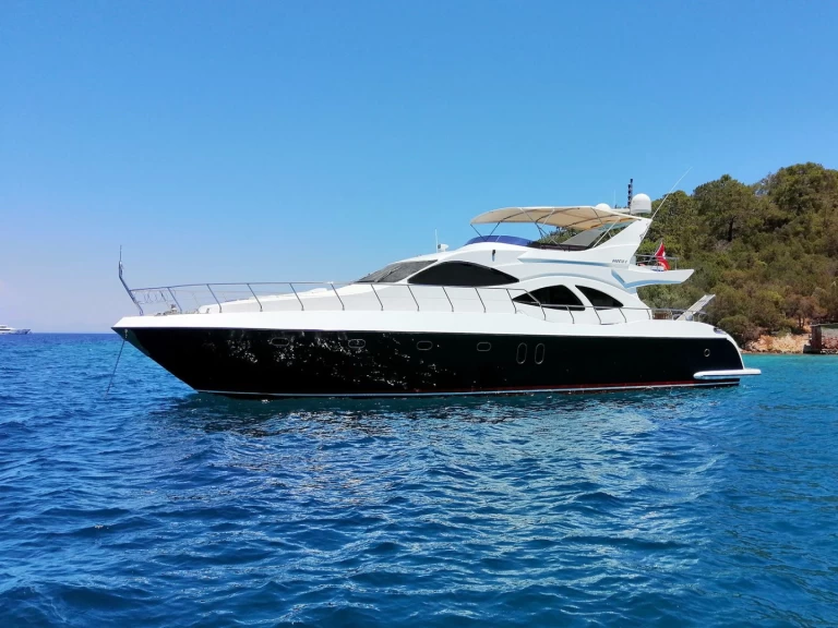 Båtuthyrning Azimuth Azimut luxury  i Beşiktaş på Samboat 