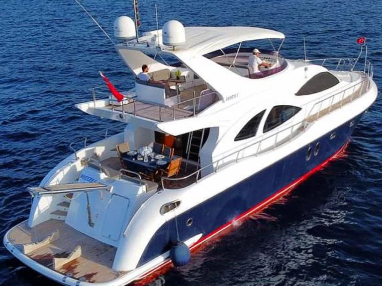 Azimuth Azimut luxury  charter bareboat eller skeppad i Beşiktaş