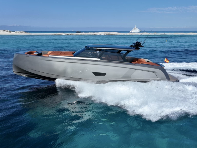 Hyr en Vanquish VQ58 Mi Paraiso Ibiza Town 