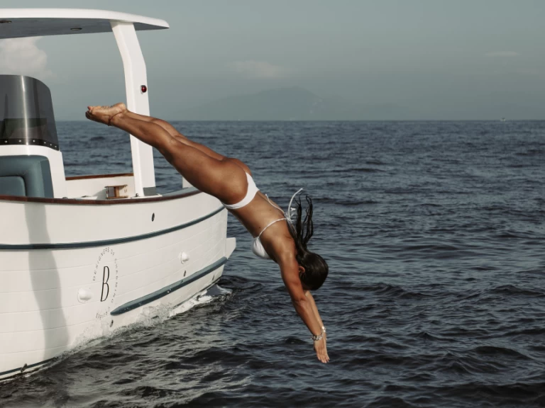 Hyr en Gozzo FPJ FPT-F4AE0686*Q Amalfikusten 