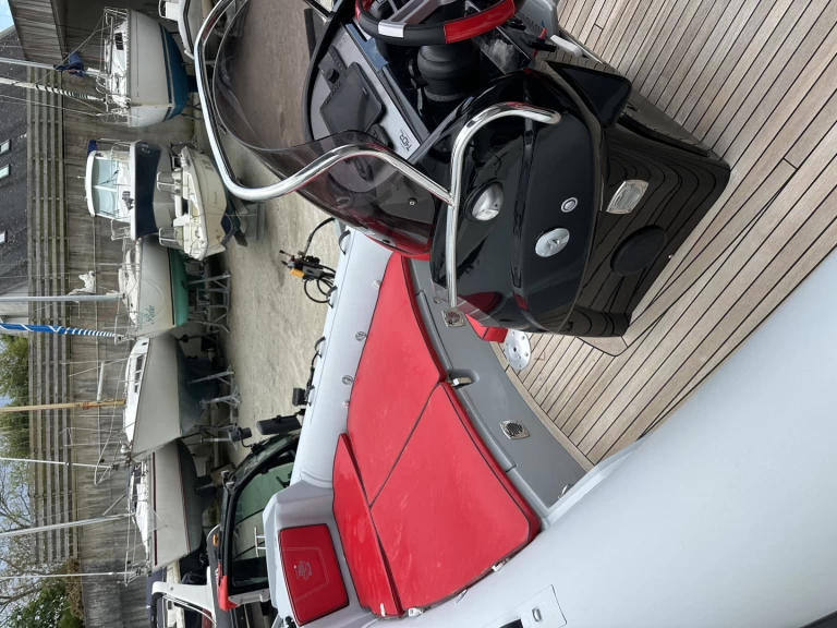 RIB för uthyrning Arzon till det bästa priset 