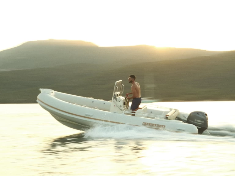 Uthyrning Porto Rotondo - Ribmarine 585 av Samboat 