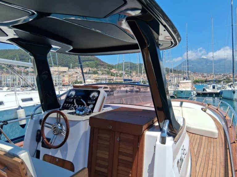 Yacht charter Amalfikusten billig Libeccio 9.5 wa