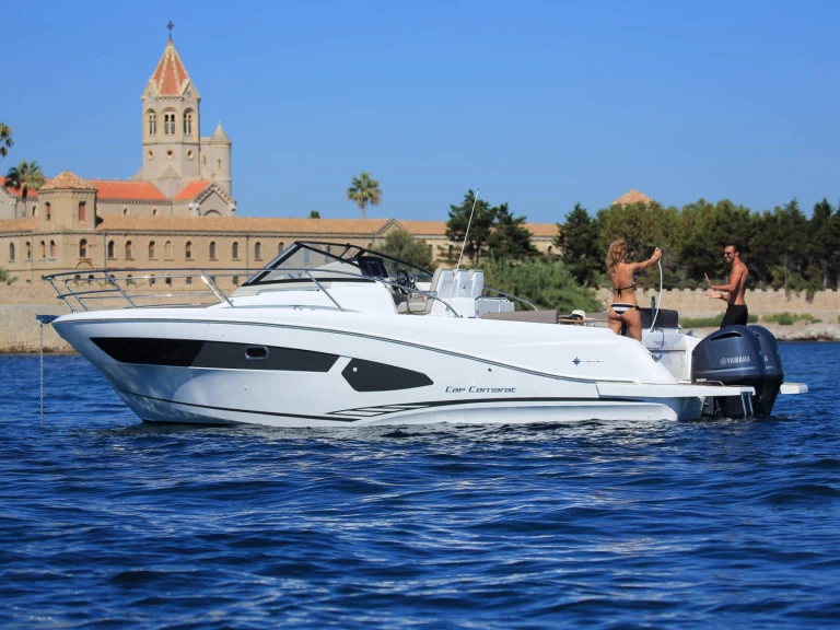 Uthyrning Motorbåt  Jeanneau med en båtlicens 