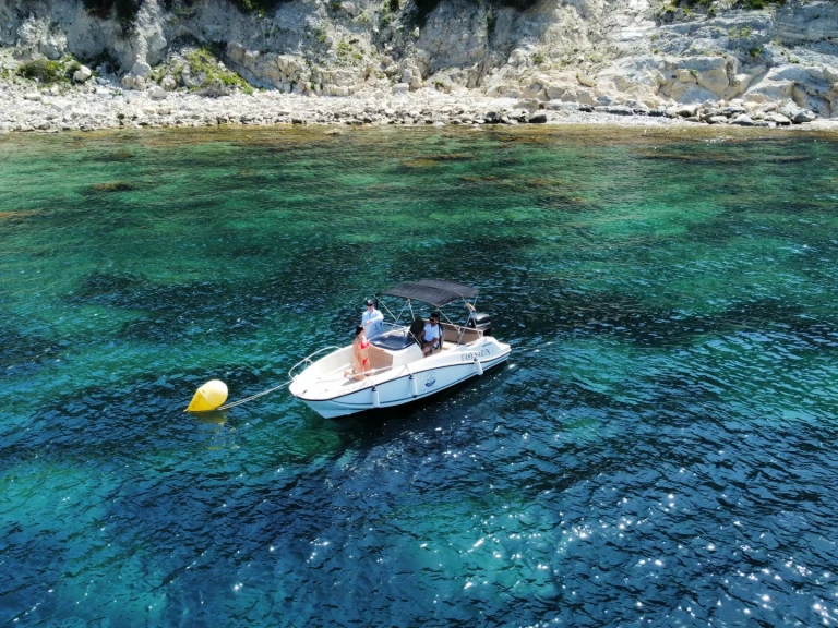 Hyra Motorbåt  med eller utan skeppare Quicksilver Real Club Nautico Denia 