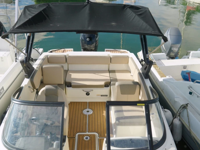 Båtuthyrning Bayliner BAYLINER VR4 i Aix-les-Bains på Samboat 