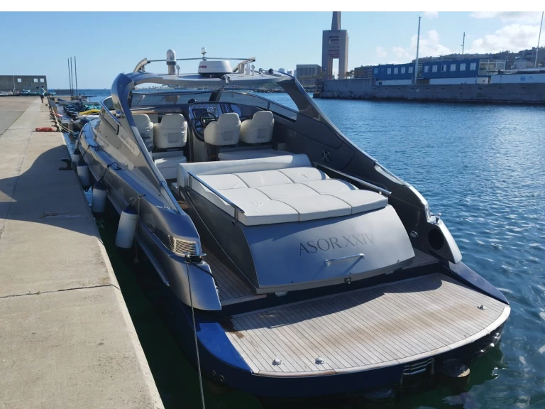 Uthyrning Motorbåt  Albatro International 48 RS med en båtlicens 