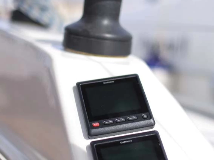 Uthyrning Segelbåt  Bavaria med en båtlicens 