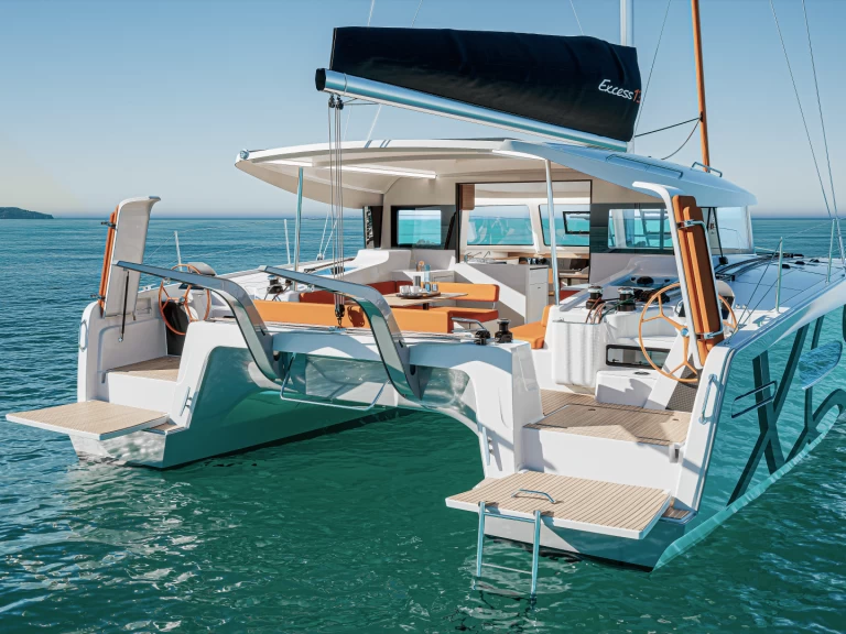 Båtuthyrning Excess Excess 13 - 4 + 2 cab. i Komolac på Samboat 