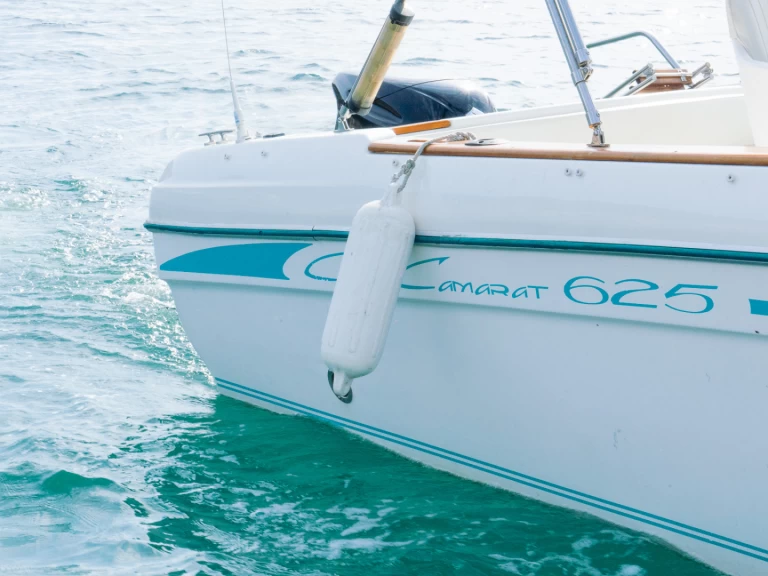 Jeanneau Cap Camarat 625 charter bareboat eller skeppad i l'Estartit