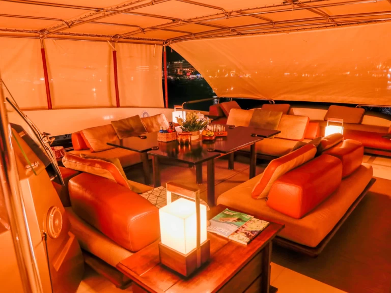 Båtuthyrning House of Hütter  Goldfinger i Ibiza Town på Samboat 