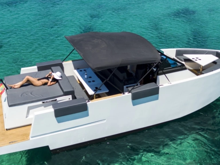 Hyr en De Antonio 33 SEEA ONE Ibiza Town 