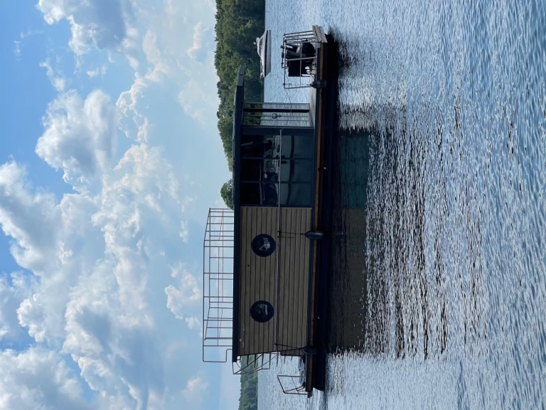 Hyra Kanalbåt med eller utan skeppare La Mare Waren (Müritz) 