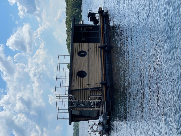 Uthyrning Kanalbåt La Mare med en båtlicens 