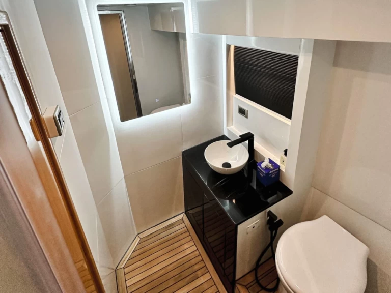 Uthyrning Dubai Marina - Alfamarine 60ft av Samboat 