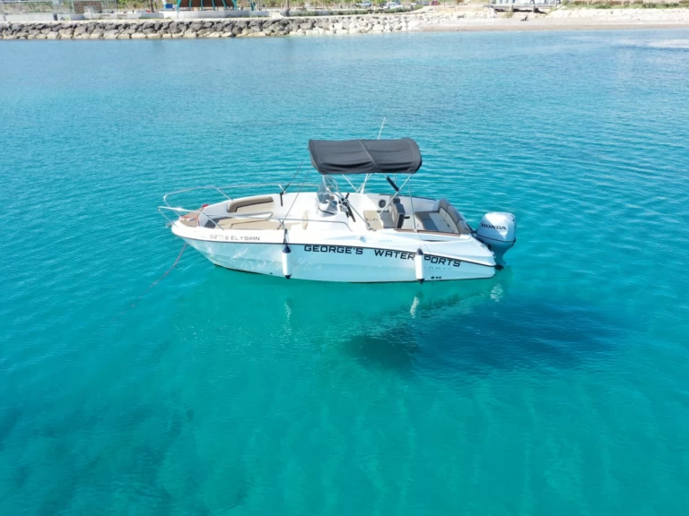 Motorbåt  för uthyrning Latchi till det bästa priset 