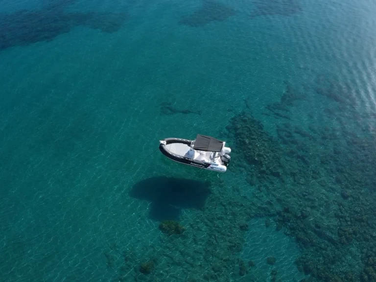 Capelli Tempest 625 Easy charter bareboat eller skeppad i Latchi