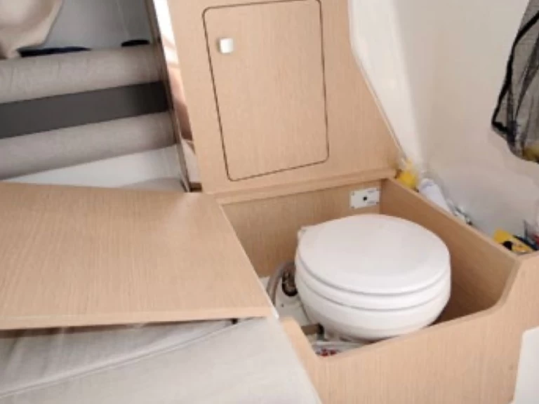 Yacht charter Latchi billig SELVA - SUN DECK CLASSIC LINE SD 7.0 CABIN