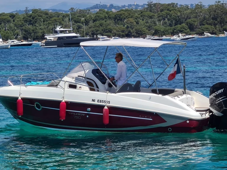Uthyrning Motorbåt  i Cannes - Bénéteau Flyer 750 Sun Deck Rubis