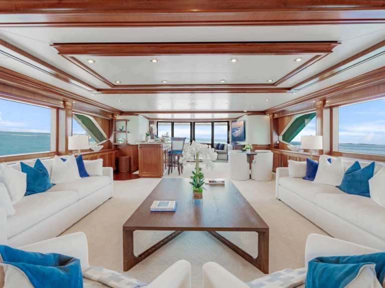 Hyra Lyx yacht med eller utan skeppare Richmond Yachts Karibien 