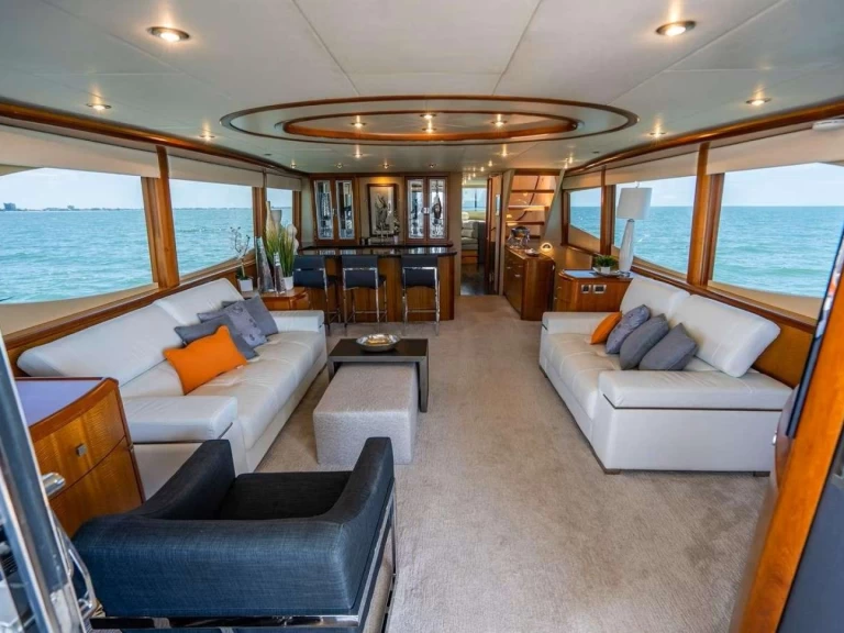 Hyra Lyx yacht med eller utan skeppare Lazzara Key West 