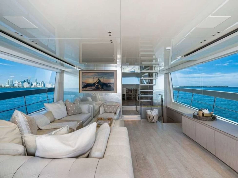 Lyx yacht för uthyrning Florida till det bästa priset 