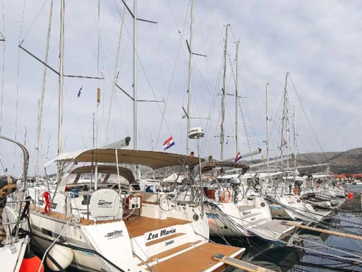 Yacht charter Jezera billig Cruiser 50