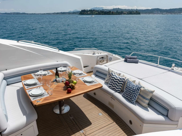 Uthyrning Lyx yacht i Gouvia - Sunseeker PHOENIX