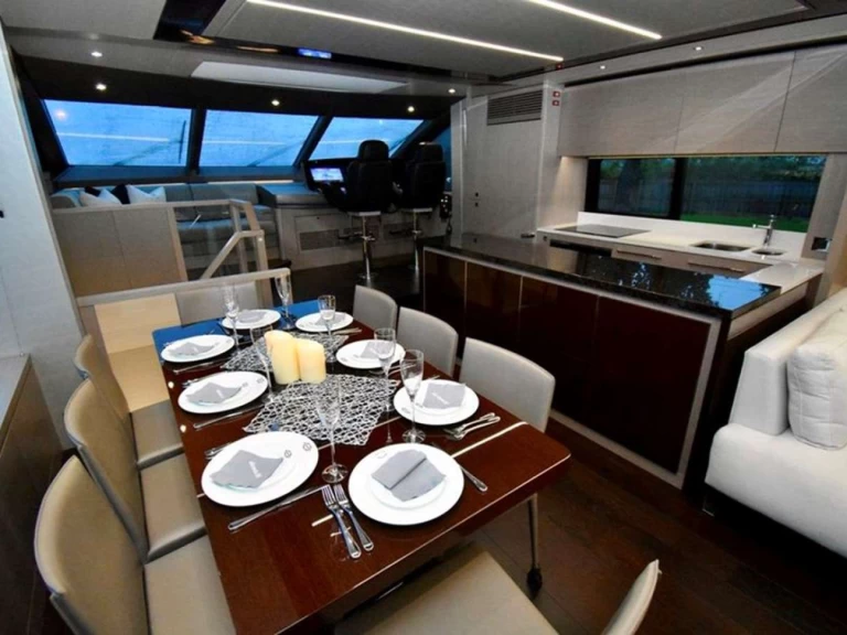 Båtuthyrning Sunseeker Do it Anyway i Miami  på Samboat 