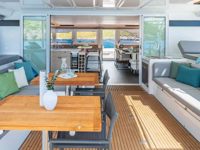 Lyx yacht för uthyrning Martinique till det bästa priset 