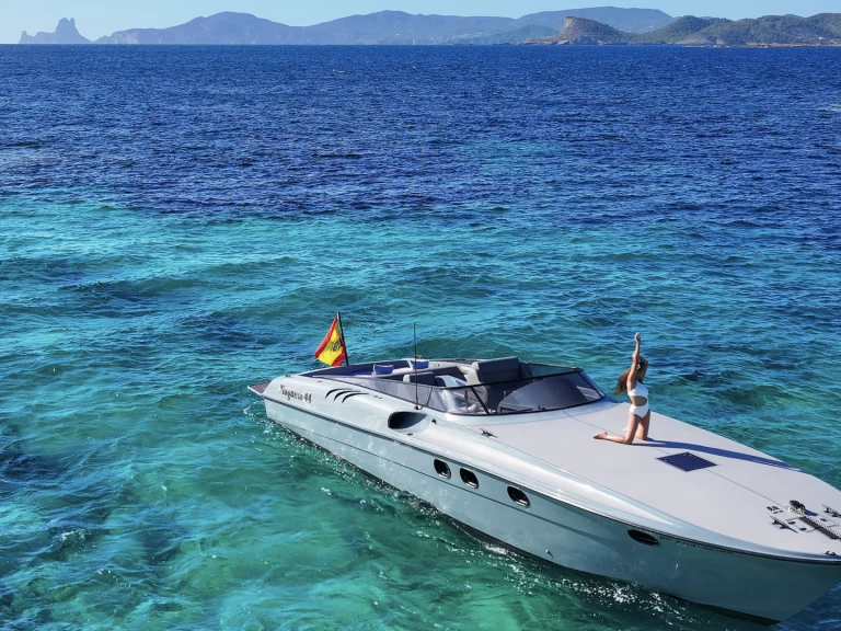 Uthyrning Motorbåt  i Ibiza Town - Magnum Magnum Marine 44'