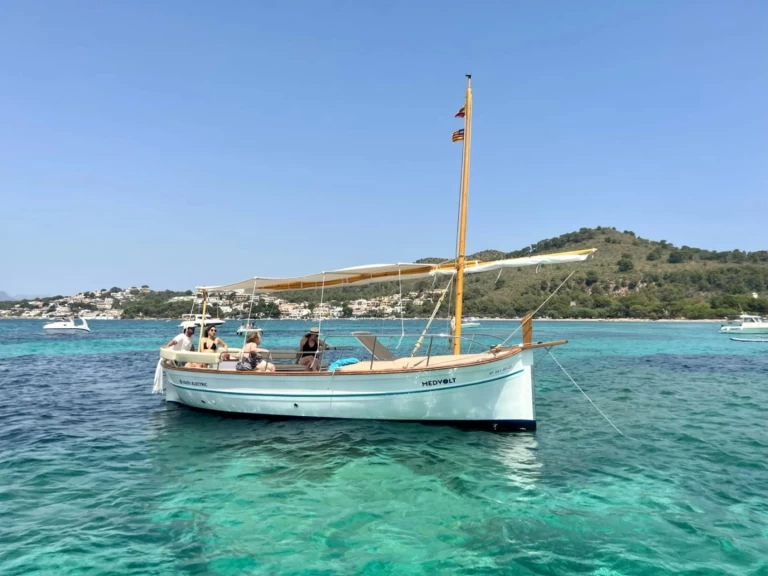 Uthyrning Motorbåt  i Club Náutico Moraira - Medvolt Marine M7