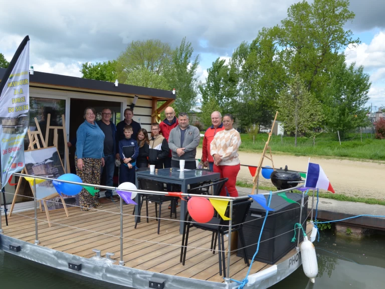 Hyra Kanalbåt med eller utan skeppare Phoebus  Castelsarrasin 