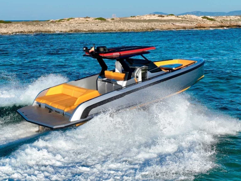 Lyx yacht för uthyrning Ibiza Town till det bästa priset 