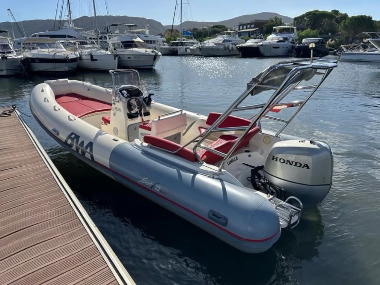 Bwa BWA 22 charter bareboat eller skeppad i Porto-Vecchio