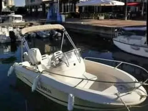Uthyrning Motorbåt  i Bastia - Jeanneau Cap Camarat 515 Style