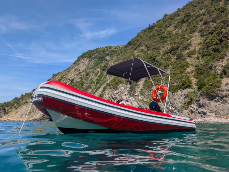 Båtuthyrning Gommorizzo 490 i Bocca di Magra på Samboat 
