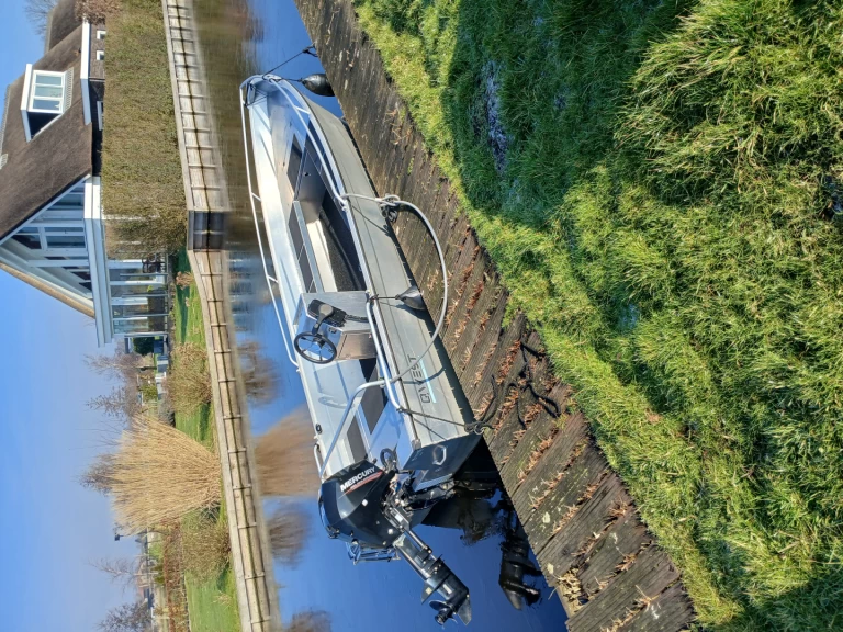 Hyr en qwest r500 Vinkeveen 