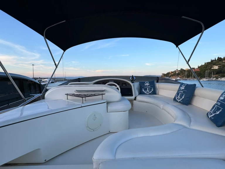 Hyra Motorbåt  med eller utan skeppare Azimut Porto Santo Stefano 