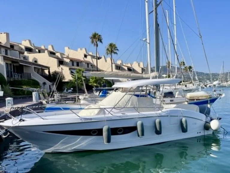 Sessa Marine Key Largo 34 charter bareboat eller skeppad i Théoule-sur-Mer