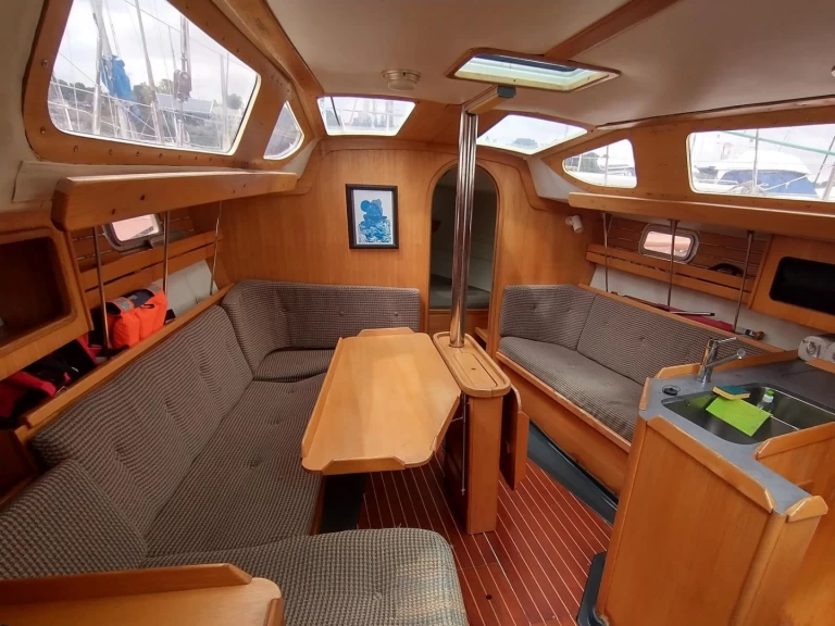 Båtuthyrning Kirie Feeling 326 i Brest på Samboat 